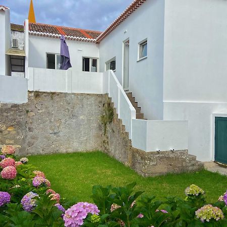 Casa Do Pisao - Cosy And Modern Two-Bedroom Townhouse Angra do Heroísmo Extérieur photo