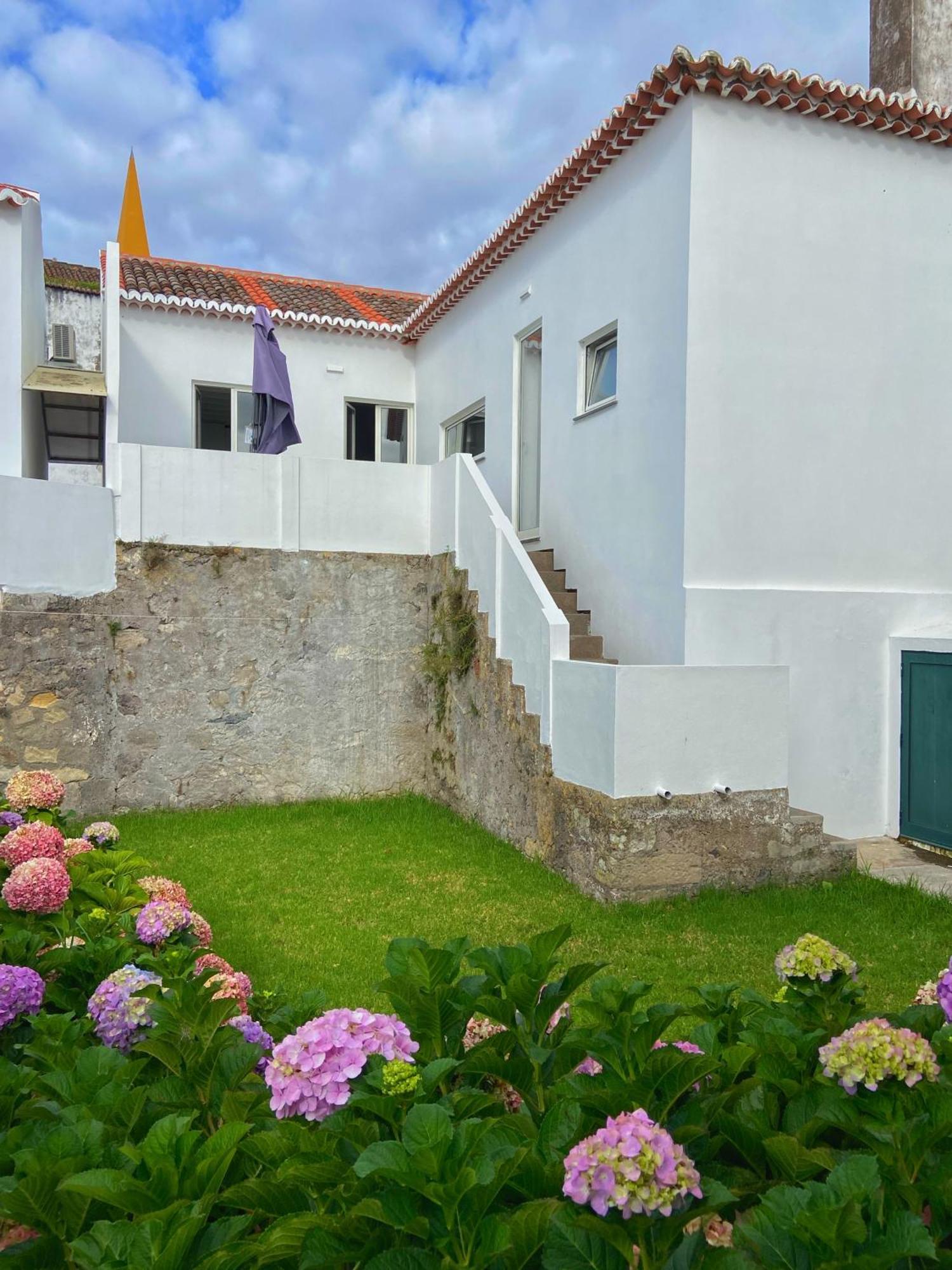 Casa Do Pisao - Cosy And Modern Two-Bedroom Townhouse Angra do Heroísmo Extérieur photo